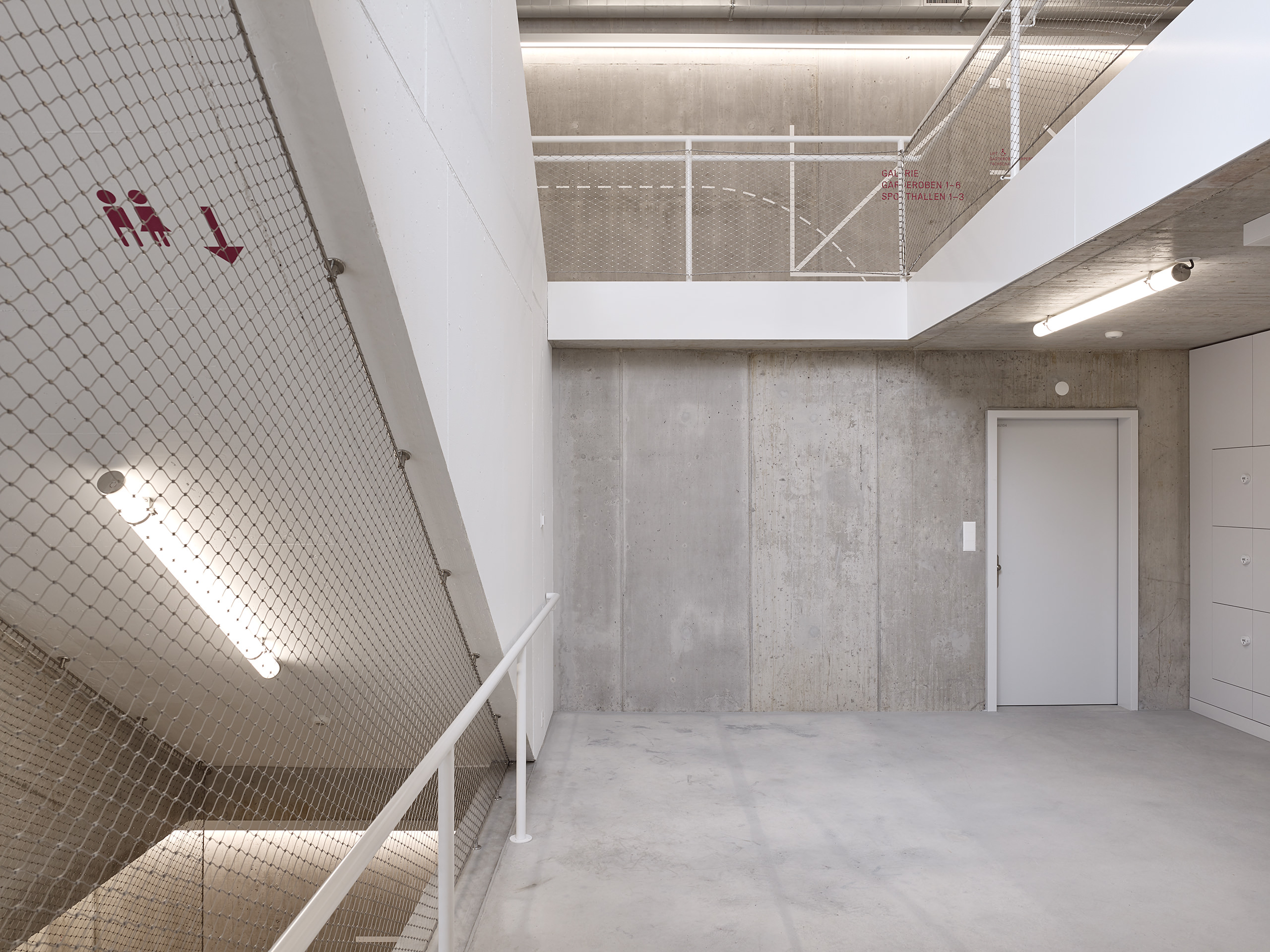 Dreifachturnhalle Kantonsschule Wettingen